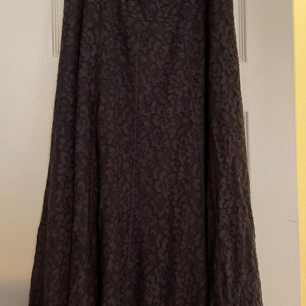 Susan Graves Style Lace gray Long Skirt Size Small Women's Clothing